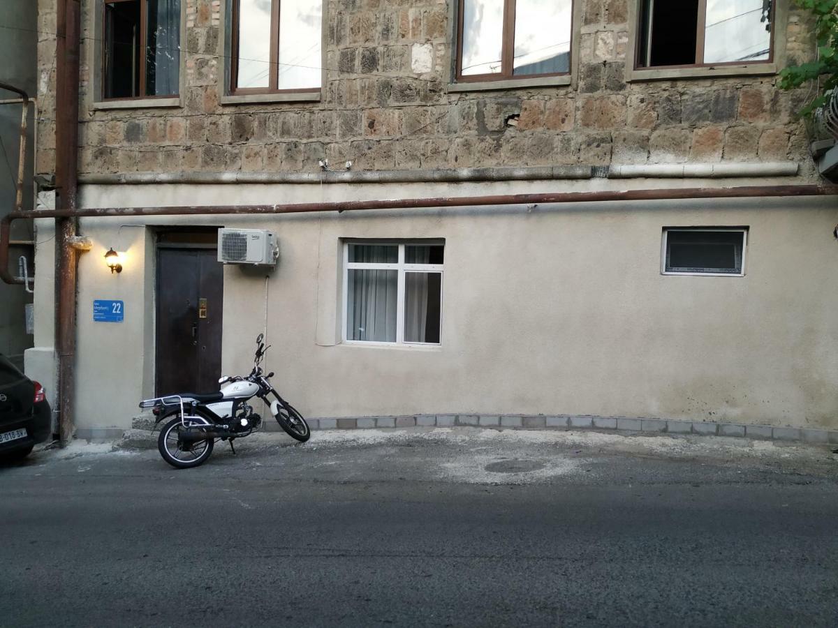 Vera Apartment Tbilisi Ngoại thất bức ảnh