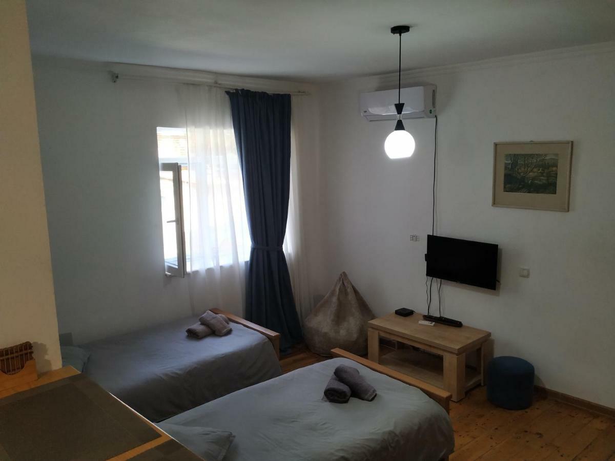Vera Apartment Tbilisi Ngoại thất bức ảnh